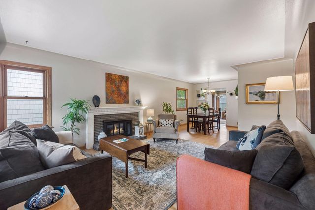 2911 W 54th Street, Minneapolis, MN 55410