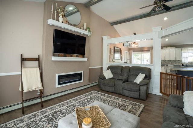 131 Clinton Avenue, Mastic, NY 11950