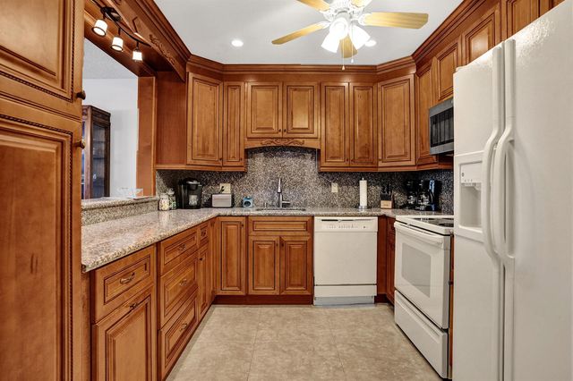 4770 NW 21st Street 306, Lauderhill, FL 33313