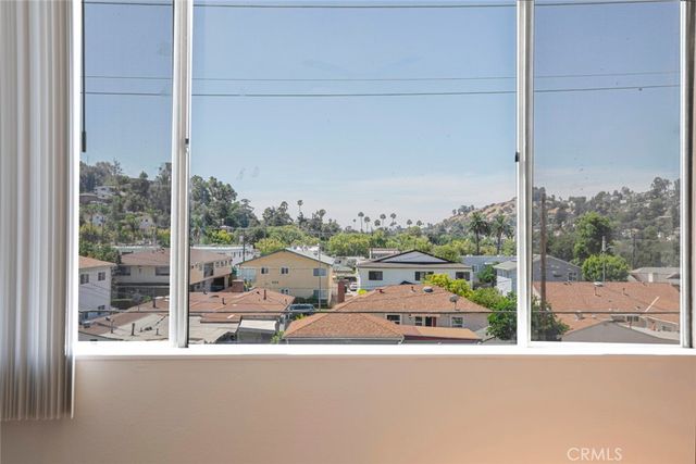 1422 Rock Glen 210, Glendale, CA 91205