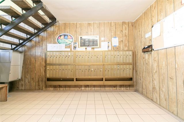 1422 Rock Glen 210, Glendale, CA 91205