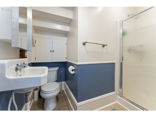 1508 UNION Ave, North Bend, OR 97459