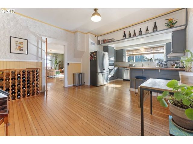 1508 UNION Ave, North Bend, OR 97459