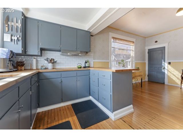 1508 UNION Ave, North Bend, OR 97459