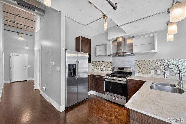 4100 Forest Park Avenue 525, St Louis, MO 63108