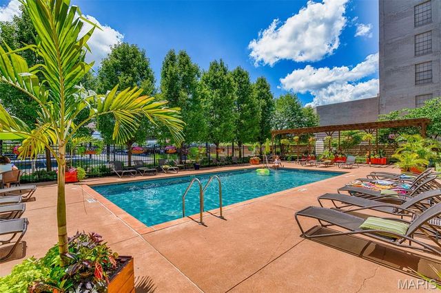 4100 Forest Park Avenue 525, St Louis, MO 63108