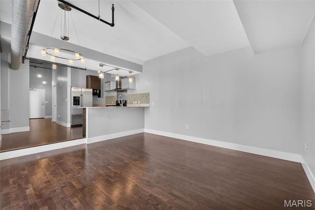 4100 Forest Park Avenue 525, St Louis, MO 63108