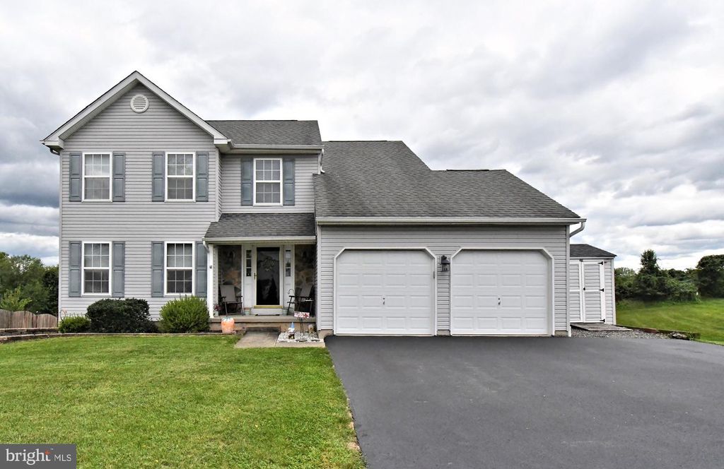330 BARTMAN AVE, GILBERTSVILLE, PA 19525 — exterior