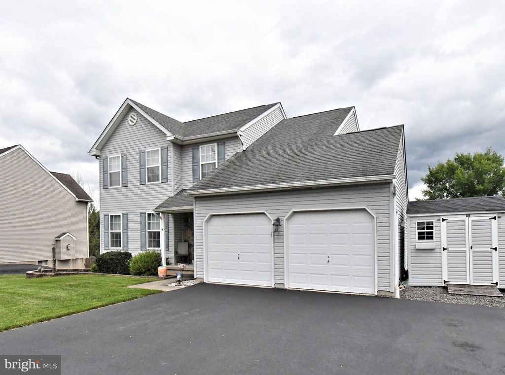 330 BARTMAN AVE, GILBERTSVILLE, PA 19525 — photo 2