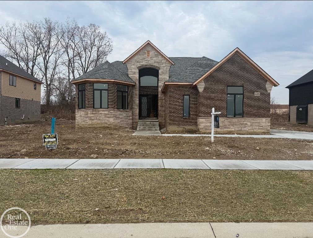 51557 Forster Lane, Shelby Twp, MI 48316