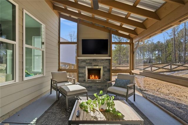 123 Georgia Highway 211 SE, Statham, GA 30666