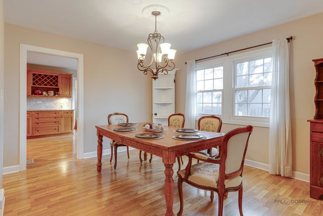 441 Arbor Gate Lane, Buffalo Grove, IL 60089