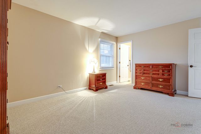 441 Arbor Gate Lane, Buffalo Grove, IL 60089