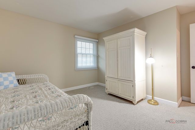 441 Arbor Gate Lane, Buffalo Grove, IL 60089