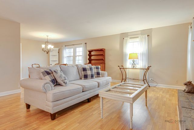 441 Arbor Gate Lane, Buffalo Grove, IL 60089