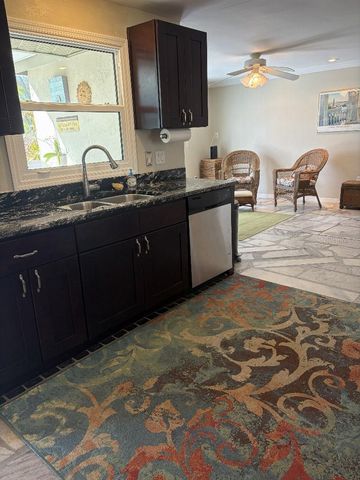 408 LAKEVIEW DRIVE, Oldsmar, FL 34677