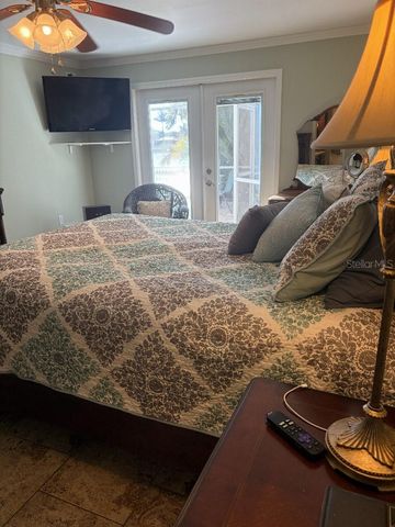 408 LAKEVIEW DRIVE, Oldsmar, FL 34677