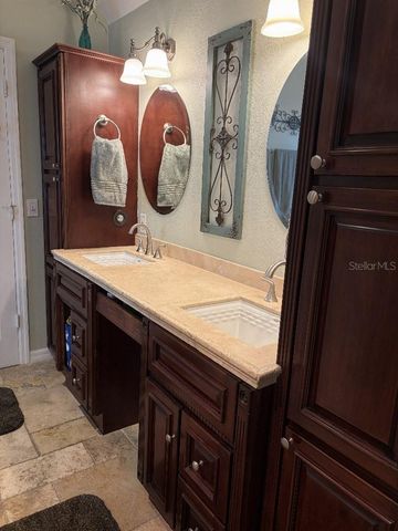 408 LAKEVIEW DRIVE, Oldsmar, FL 34677