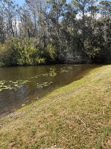 408 LAKEVIEW DRIVE, Oldsmar, FL 34677