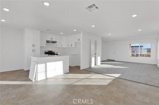 10158 Kemper Avenue, Adelanto, CA 92301