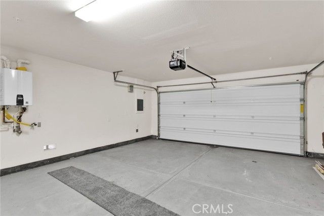 10158 Kemper Avenue, Adelanto, CA 92301