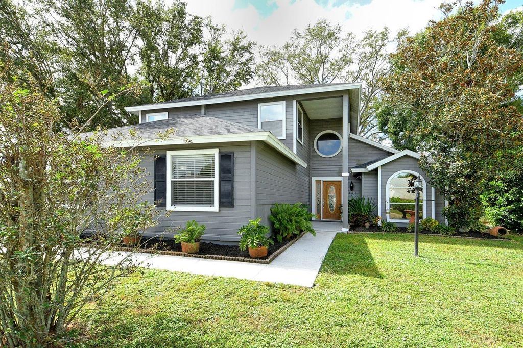3157 57TH AVENUE CIRCLE E, Bradenton, FL 34203