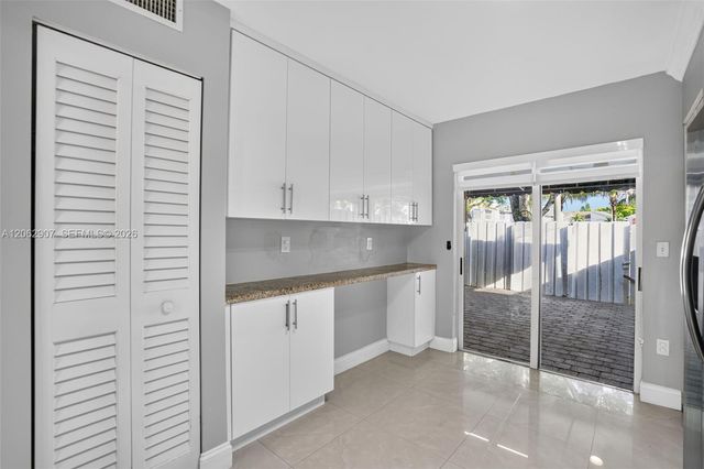 7085 NW 173rd Drive 403, Hialeah, FL 33015