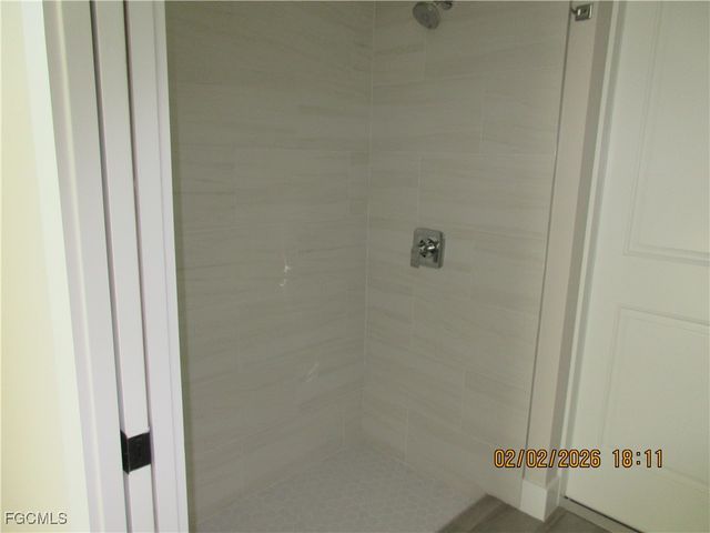 208 NW 6th ST, Cape Coral, FL 33993