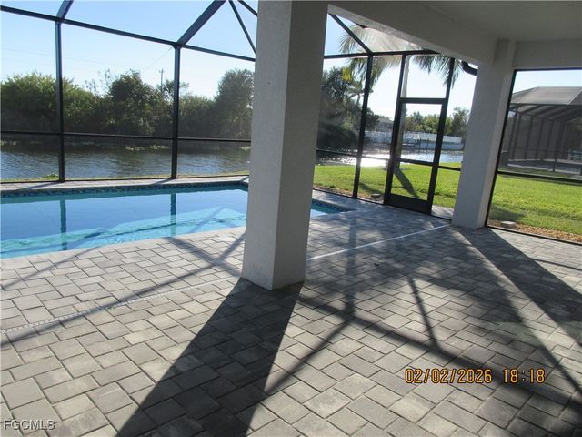 208 NW 6th ST, Cape Coral, FL 33993