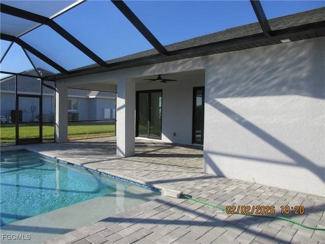 208 NW 6th ST, Cape Coral, FL 33993
