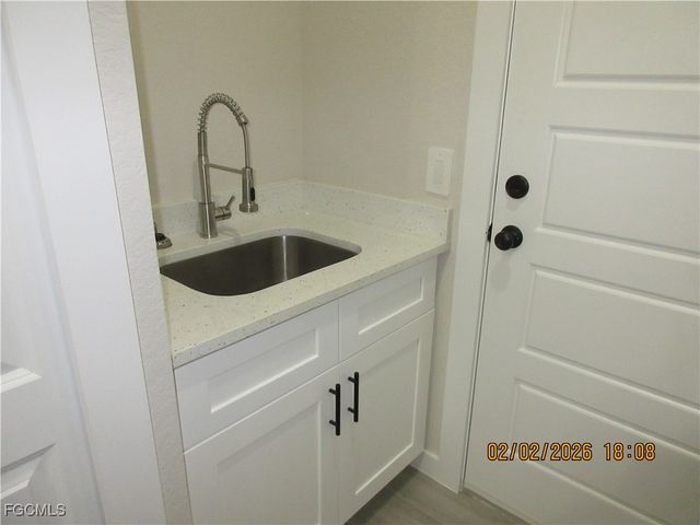 208 NW 6th ST, Cape Coral, FL 33993