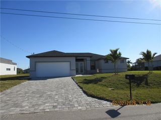 208 NW 6th ST, Cape Coral, FL 33993