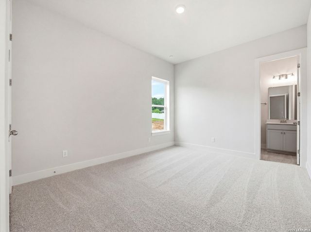 157 Allin Oaks, Universal City, TX 78148