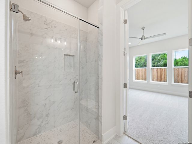 157 Allin Oaks, Universal City, TX 78148