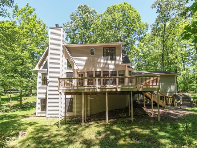 8194 Center Lake Road, Nineveh, IN 46164