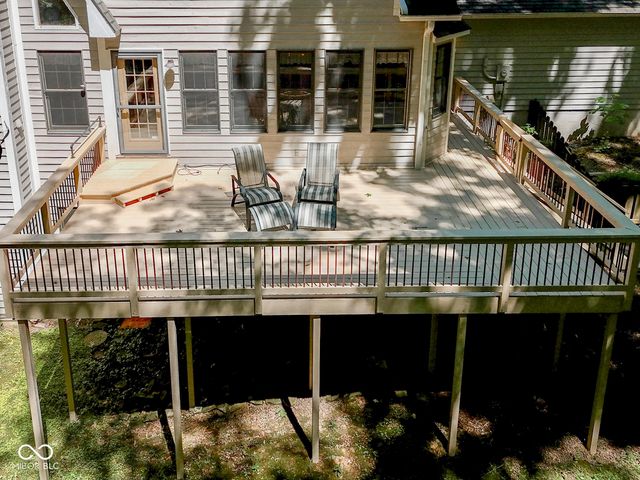 8194 Center Lake Road, Nineveh, IN 46164