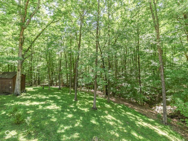 8194 Center Lake Road, Nineveh, IN 46164