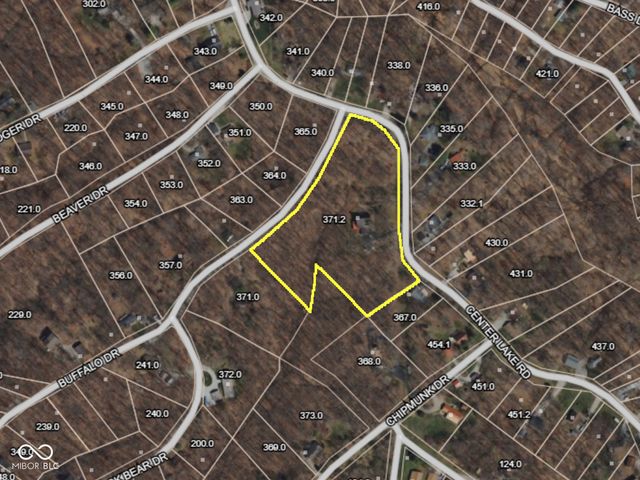 8194 Center Lake Road, Nineveh, IN 46164