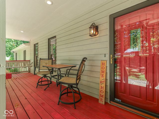 8194 Center Lake Road, Nineveh, IN 46164
