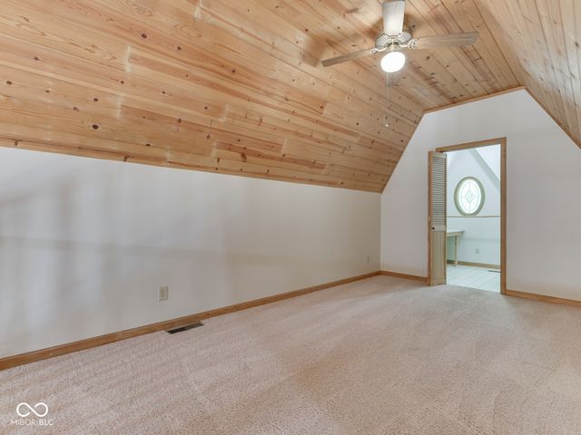 8194 Center Lake Road, Nineveh, IN 46164