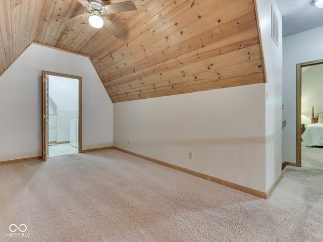 8194 Center Lake Road, Nineveh, IN 46164