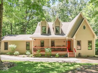 8194 Center Lake Road, Nineveh, IN 46164