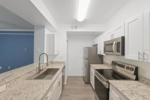 17110 CARRINGTON PARK DRIVE 832, Tampa, FL 33647