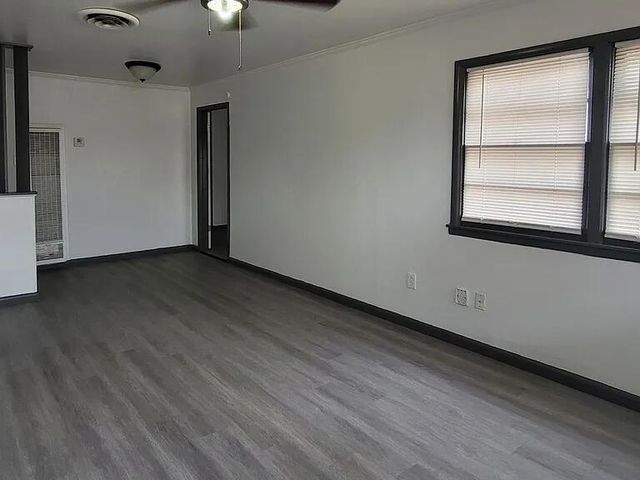 5512 Avenue G, Lubbock, TX 79404