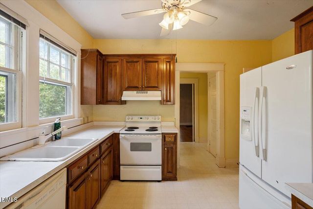 412 N 3rd Street, Smithfield, NC 27577