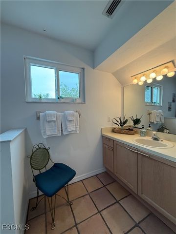 15009 Cloverdale DR, Fort Myers, FL 33919