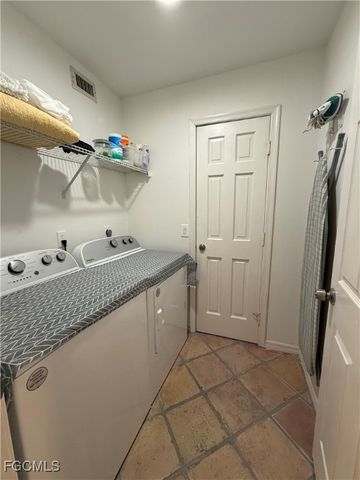 15009 Cloverdale DR, Fort Myers, FL 33919