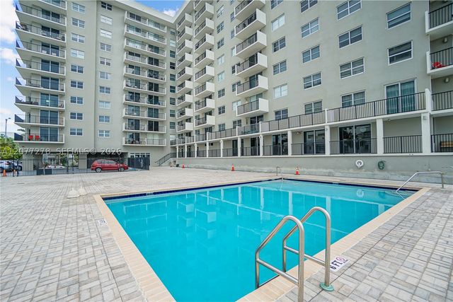 9273 Collins Ave 309, Surfside, FL 33154