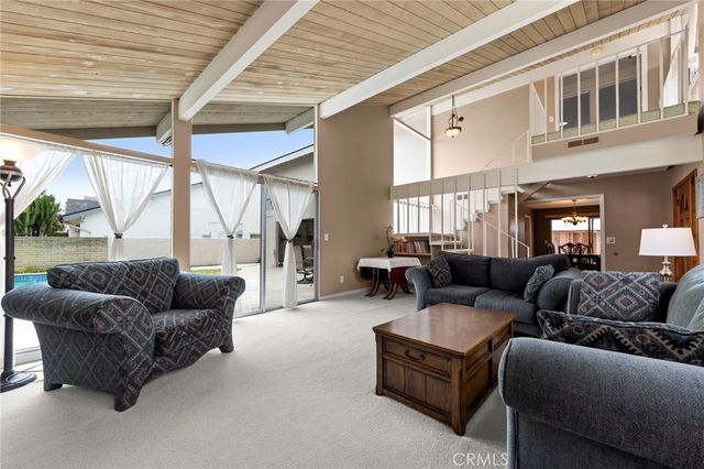 16391 Maruffa Circle, Huntington Beach, CA 92649