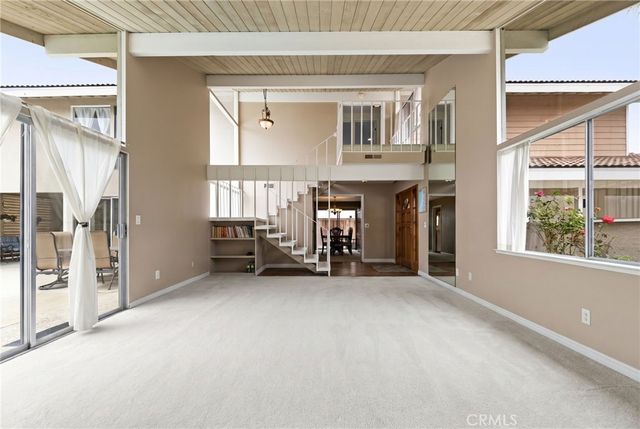 16391 Maruffa Circle, Huntington Beach, CA 92649